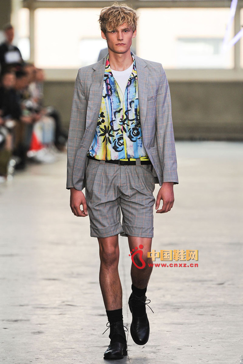 Topman 2013b(chng)Ӣ\(yn)(dng)L(fng)